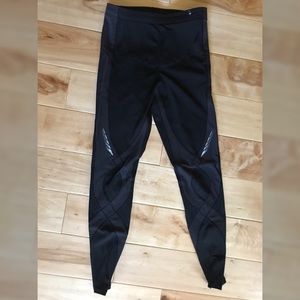 Women’s size M CW-X compression leggings